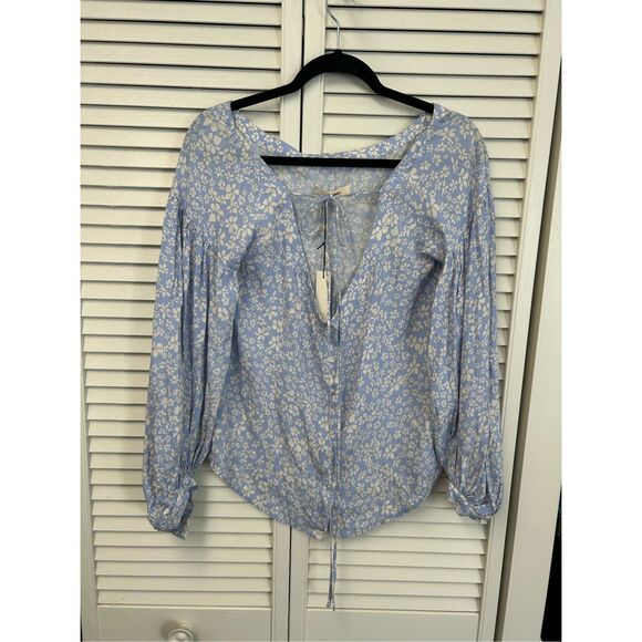 Capulet NWT Blue White Floral Tye Blouse, Sz Medium* - Picture 9 of 9
